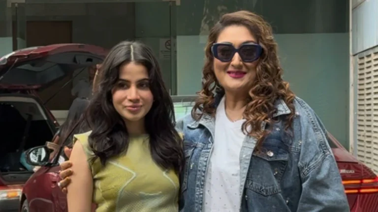 68555675399a8-urfi-javed-with-sunita-ahuja-203911387-16x9