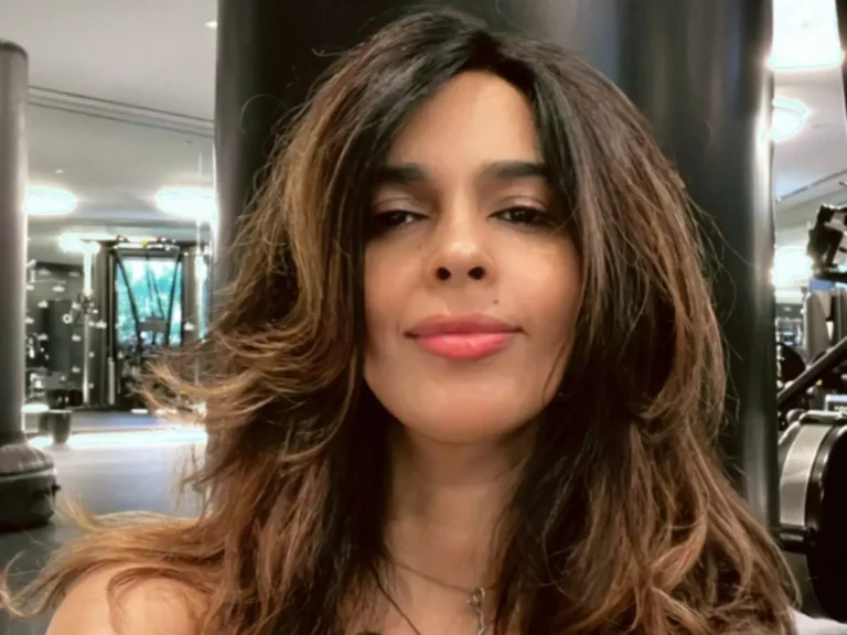 Mallika-Sherawat-trolled-for-new-hairstyle_64ca13d4b6a31