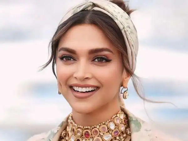 thuuudeepikapadukone1748343163