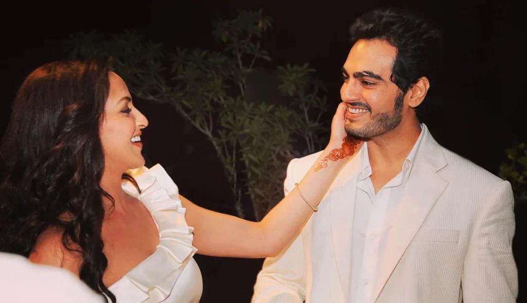 l8knu1q8_esha-deol_625x300_07_February_24